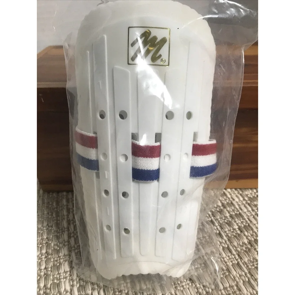 MacGregor®‎ Plastic Soccer Shin Guards - Youth 7